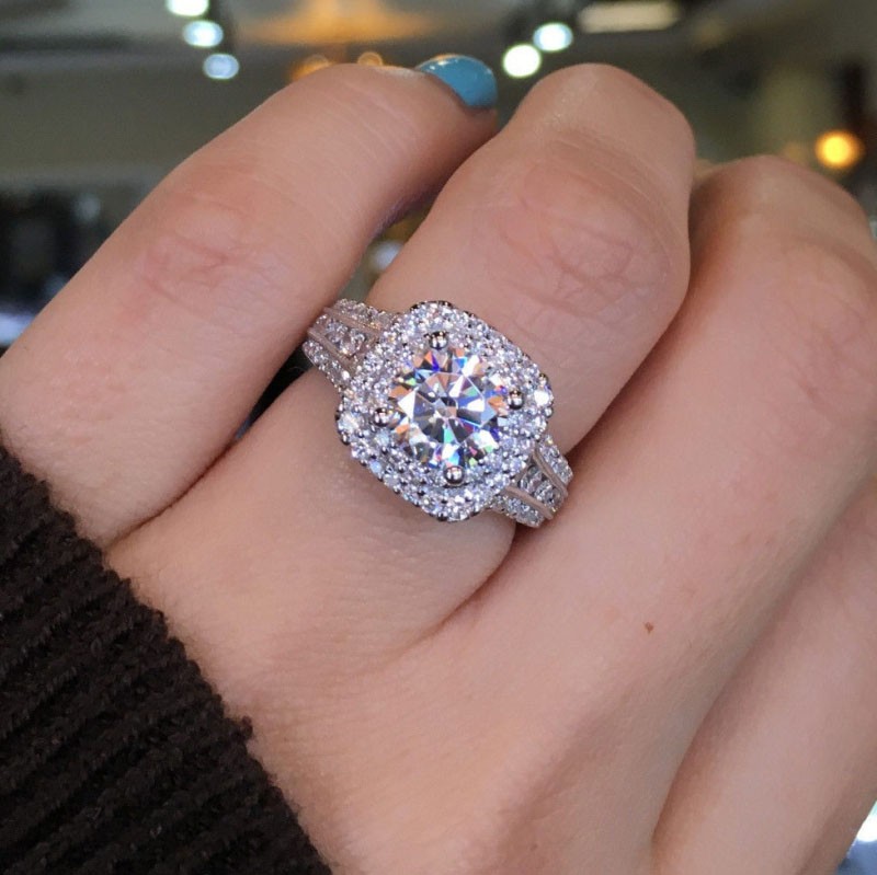 Кольца с бриллиантами астана. Кольцо s925. S925 кольцо с бриллиантами. Камень Диамант Даймонд кольцо. Диамонд кольцо с бриллиантами.